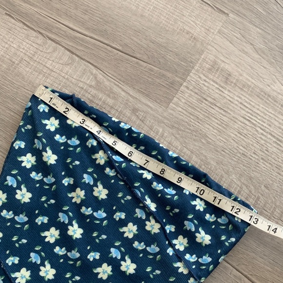 Princess Polly Navy Floral Strapless Bodycon Dress, size 4. - Picture 8 of 11